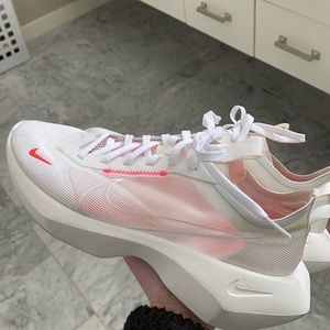 Women’s Nike Vista Lite-8.5